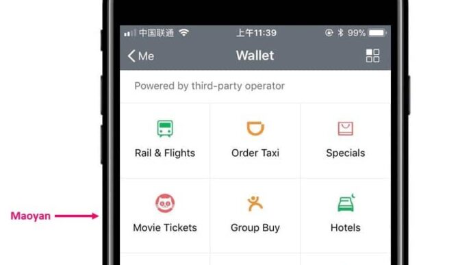 Schermata dell'app Meituan su smartphone che mostra varie opzioni di servizi, tra cui biglietti cinema, taxi e hotel.