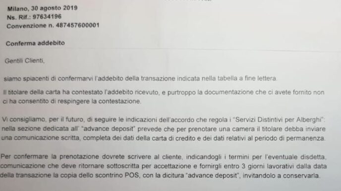 Lettera di conferma addebito da parte di un istituto bancario con istruzioni per prenotazioni future e gestione di advance deposit.